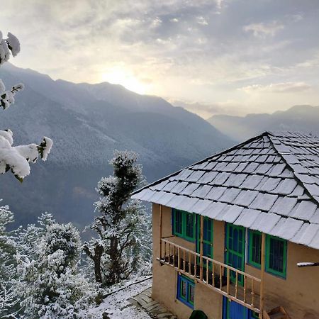 Appartamento Old Is Gold Mudhouse Lushal Jibhi Esterno foto